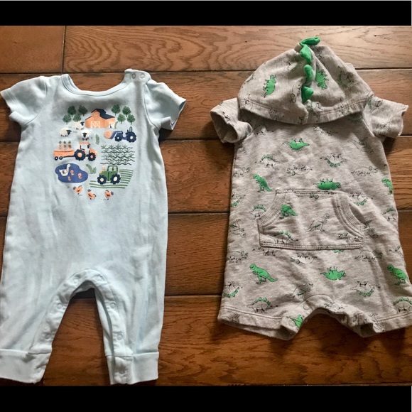 Baby boy 6 month onesies - Picture 4 of 4